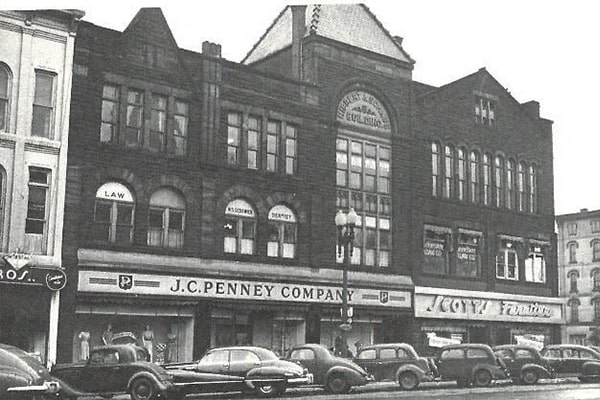 Histotical Image_9-min